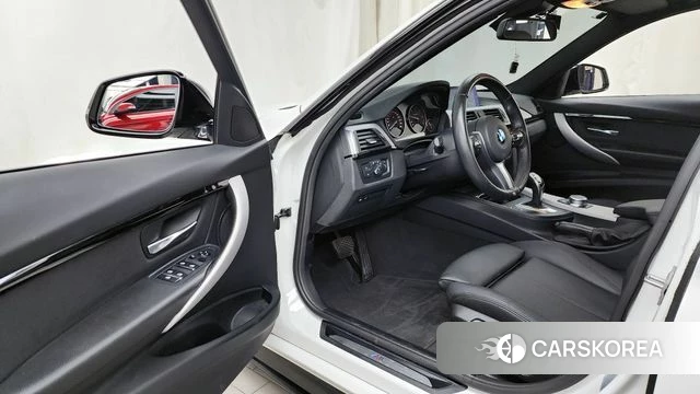 BMW 3 Series (F30) id 4286335 из Кореи 32