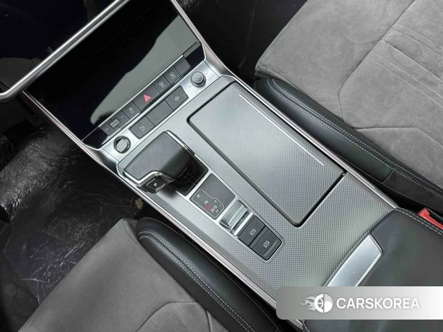 Audi A6L id 4353644 из Китая 18