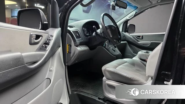 Hyundai The New Grand Starex id 4446939 из Кореи 30