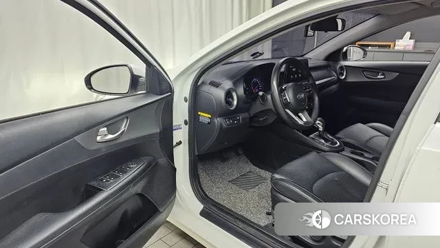 Kia Come New K3 id 3573954 из Кореи 20