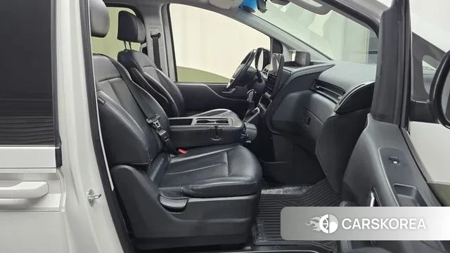 Hyundai Staria id 3366547 из Кореи 20