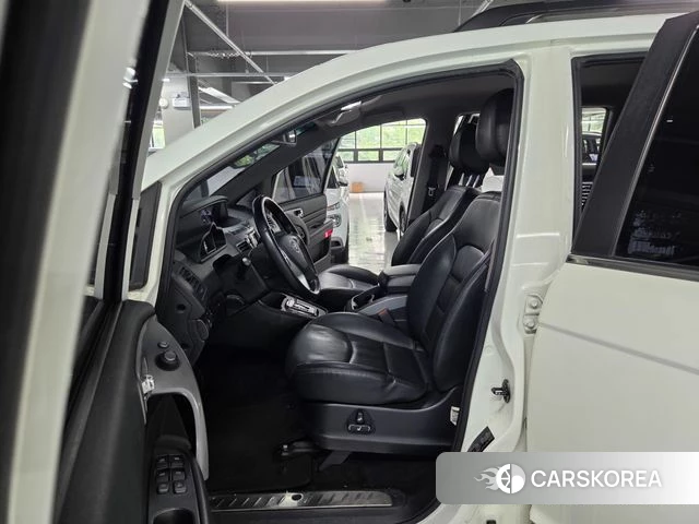 Ssangyong Korando Turismo id 4765309 из Кореи 20