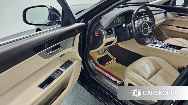 Jaguar XF (X260) id 4530866 из Кореи 20