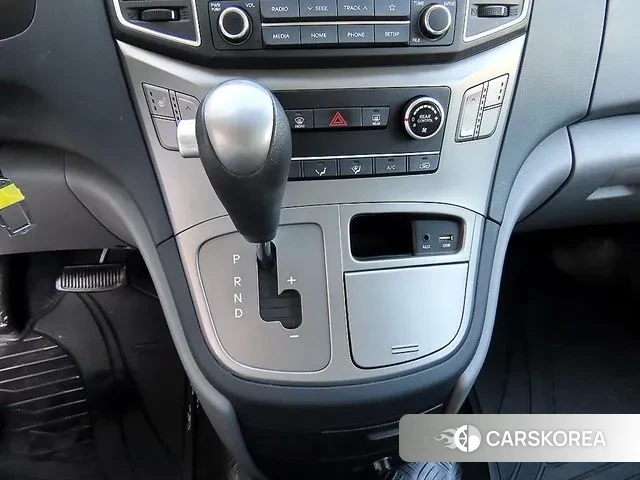 Hyundai The New Grand Starex id 3396189 из Кореи 19