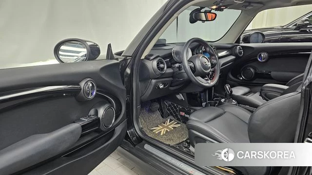 Mini Cooper S id 4632320 из Кореи 31