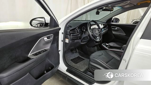 Kia Niro Plus id 3851055 из Кореи 20