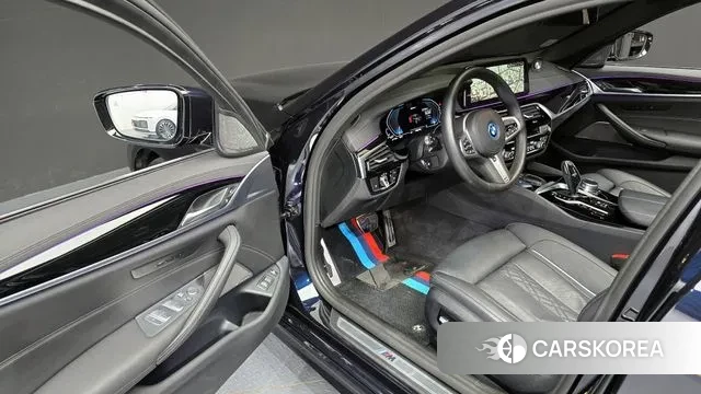 BMW 5 Series (G30) id 2916038 из Кореи 20