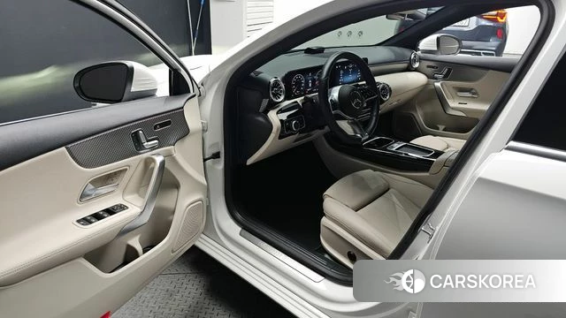 Mercedes-Benz A-Class W177 id 4375322 из Кореи 32