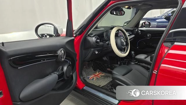 Mini Cooper id 4528708 из Кореи 30