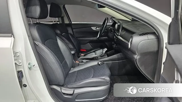 Kia Come New K3 id 3686430 из Кореи 20