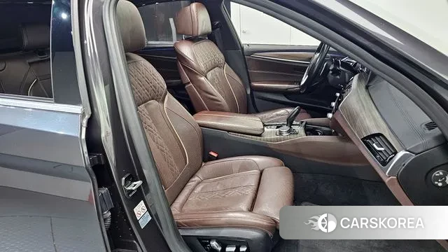 BMW 5 Series (G30) id 3728806 из Кореи 20