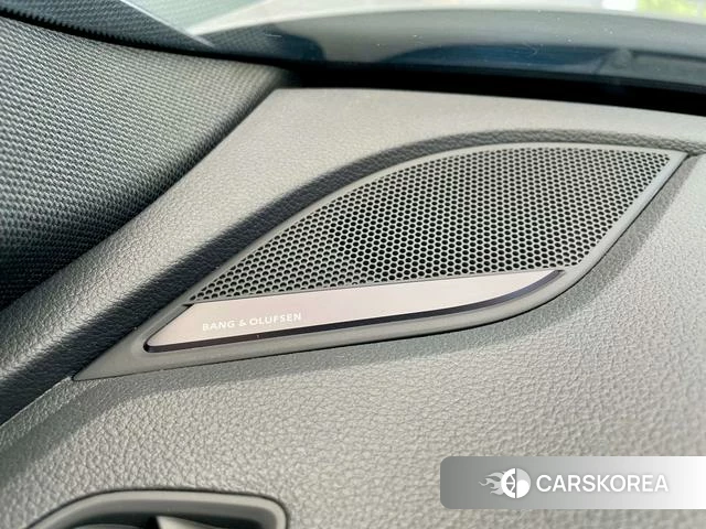 Audi A4L id 4259485 из Китая 22