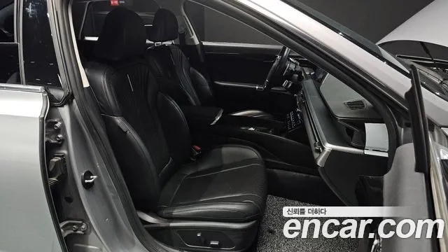 Hyundai Grandeur (GN7) id 2873815 из Кореи 20