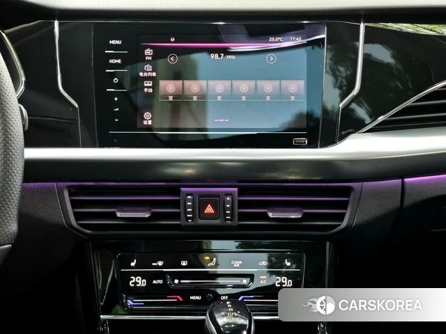 Volkswagen Passat id 4271903 из Китая 15