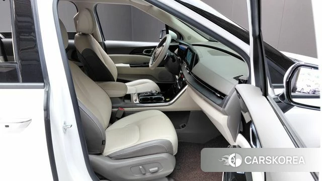 Kia Carnival 4th generation id 4323226 из Кореи 30