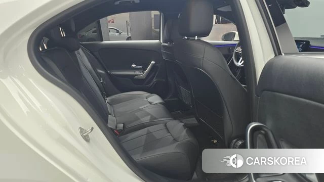 Mercedes-Benz A-Class W177 id 4671868 из Кореи 30