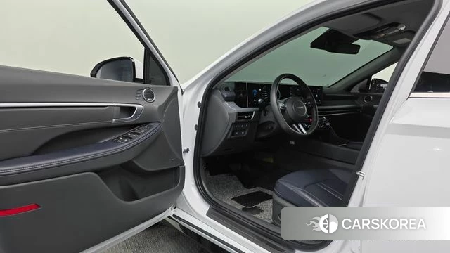 Hyundai Sonata D Edge Hybrid (DN8) id 4584408 из Кореи 32