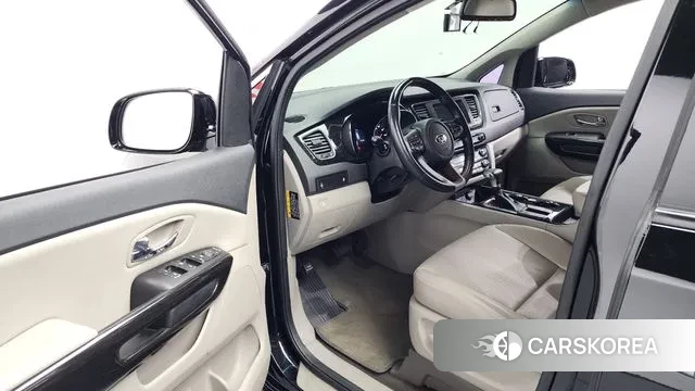 Kia The New Carnival id 3356743 из Кореи 20