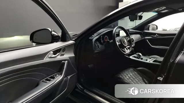Kia Stinger Meister id 3577660 из Кореи 20