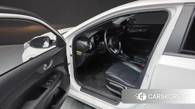 Kia Come New K3 id 3422582 из Кореи 20