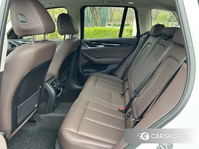 BMW X3 id 4238717 из Китая 14