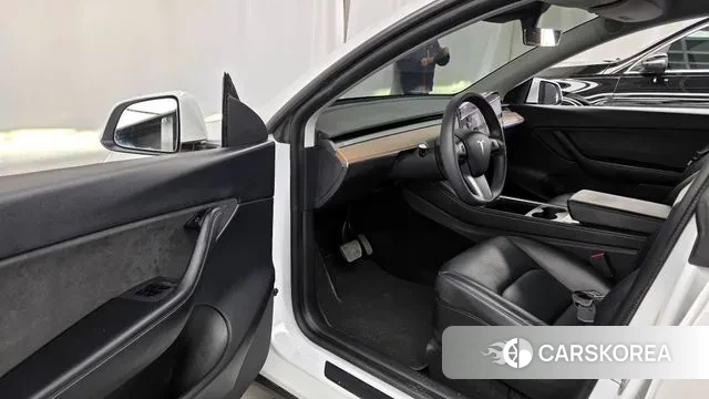 Tesla Model Y id 3379189 из Кореи 20