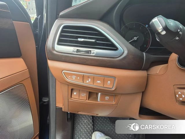 Genesis G90 id 3801153 из Кореи 11