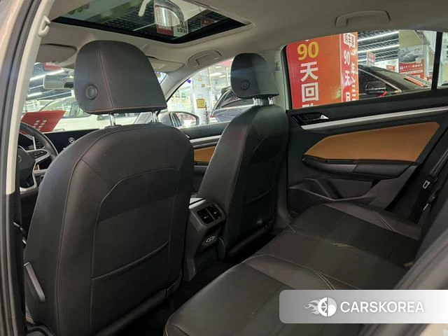 Volkswagen Bora id 4273632 из Китая 24