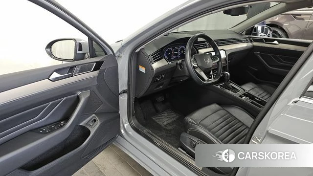 Volkswagen Passat GT (B8) id 4201967 из Кореи 32