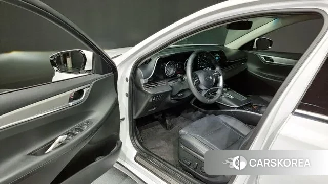 Hyundai The New Grandeur IG id 3002798 из Кореи 20