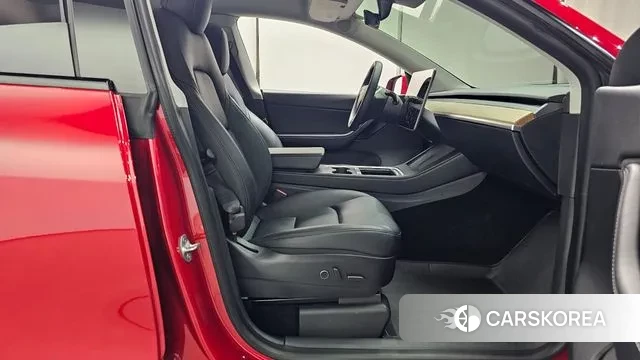 Tesla Model Y id 2980340 из Кореи 20