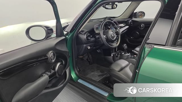 Mini Cooper id 4702429 из Кореи 33