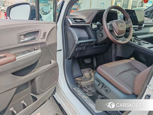Toyota Saina id 4278875 из Китая 19