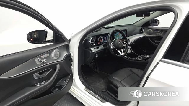 Mercedes-Benz E-Class W213 id 4371315 из Кореи 20