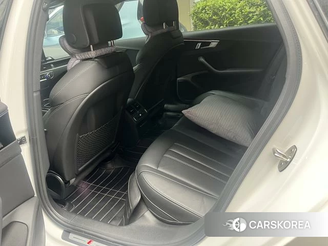 Audi A4L id 4301086 из Китая 13