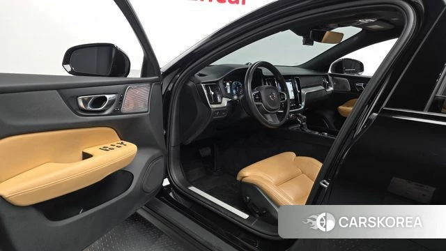 Volvo V60 Cross-Country 2nd Generation id 3885578 из Кореи 20