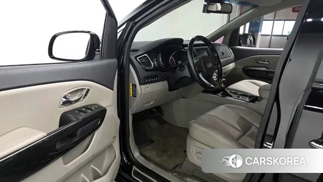 Kia The New Carnival id 3362845 из Кореи 20