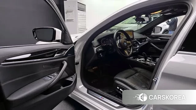 BMW 5 Series (G30) id 3420730 из Кореи 20