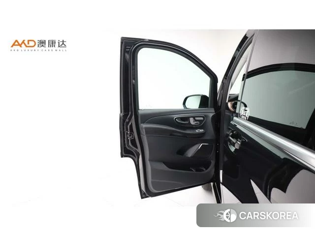 Mercedes-Benz V-class id 4263269 из Китая 11