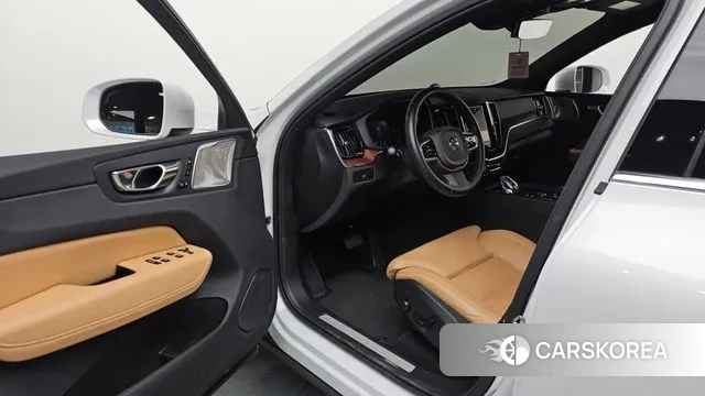 Volvo XC60 second Generation id 3663950 из Кореи 20