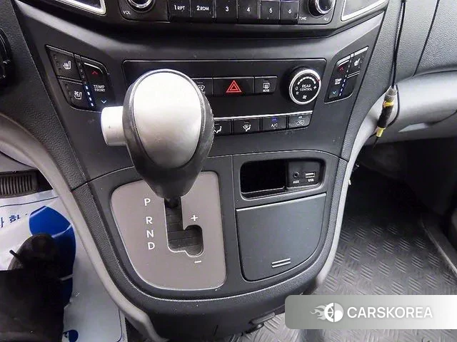 Hyundai The New Grand Starex id 3220703 из Кореи 18