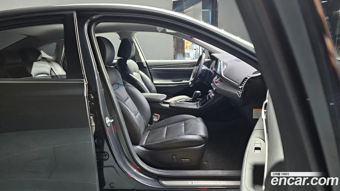 Hyundai Grandeur IG Hybrid id 2157985 из Кореи 20