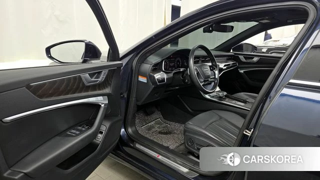 Audi A6 (C8) id 4401799 из Кореи 31