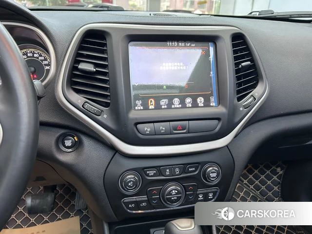 Jeep Free light id 4216893 из Китая 30