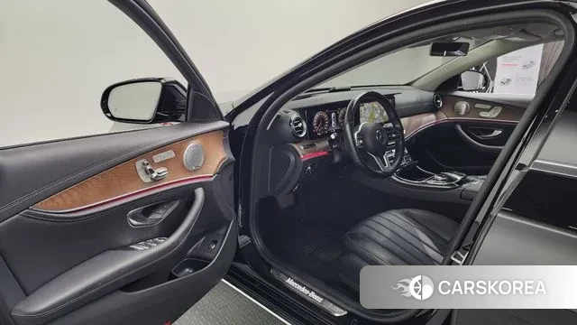 Mercedes-Benz E-Class W213 id 3291306 из Кореи 20