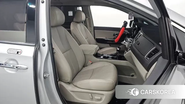 Kia The New Carnival id 3330633 из Кореи 20