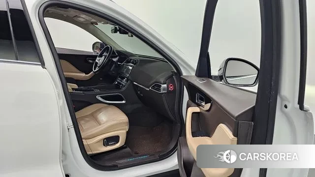 Jaguar F-PACE id 3728369 из Кореи 20