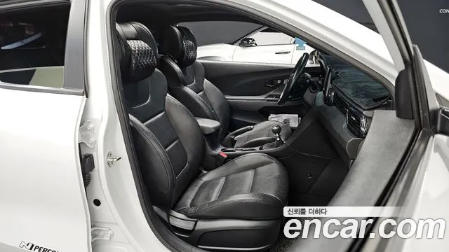 Hyundai Veloster (JS) id 2855431 из Кореи 20