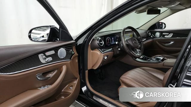 Mercedes-Benz E-Class W213 id 3821169 из Кореи 20