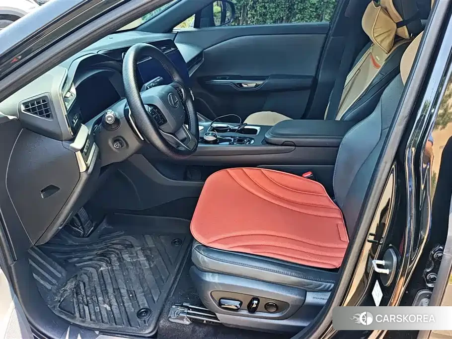 Lexus RZ id 4546309 из Китая 16